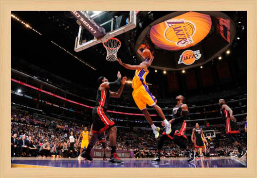 Kobe is Flying M