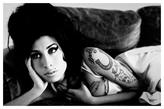Amy Winehouse Tatoo L